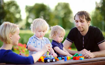 Розвиваючи ігри-потішки для малят 1-1,5 років