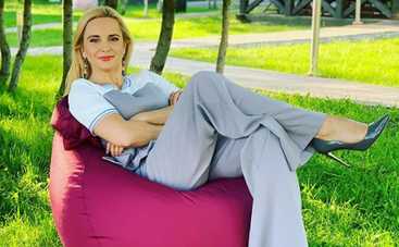 Идеальный выходной: Лилия Ребрик показала новое фото с дочками и мужем