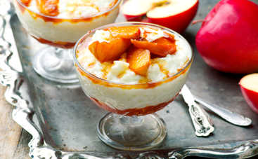 Что приготовить на завтрак ребенку: рисовая шарлотка