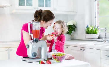 ТОП-5 рецептов из летних ягод для детей и взрослых: удивите семью!