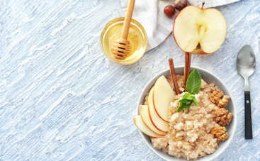 Что приготовить на завтрак ребенку: сливочная овсяная каша