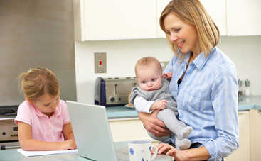 Как совместить работу и семью: 5 советов психологов