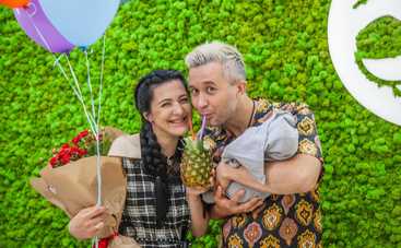 Снежану Бабкину с новорожденным сыном выписали из роддома