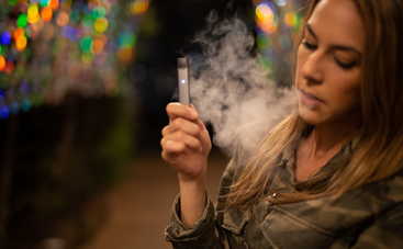 Что должны знать родители подростка: вся правда о вреде электронных сигарет