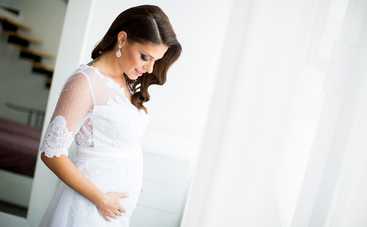 Лучший наряд для невесты на поздних сроках беременности: как выбрать?