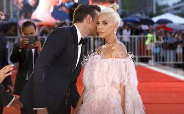 «Разлучница» Леди Гага забеременела от голливудской звезды