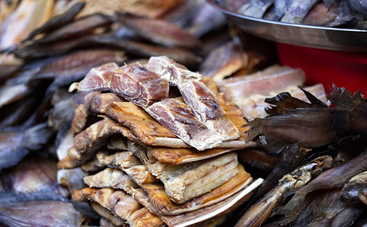 Почему летом нельзя есть вяленую рыбу?