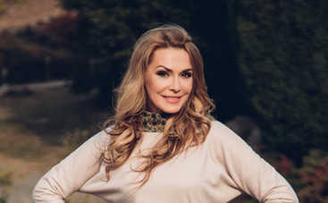 Красавицы! Ольга Сумская показала выпускницу-дочь в Instagram