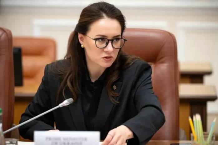 Безкоштовні гарячі обіди для всіх школярів: Свириденко анонсувала масштабну реформу з вересня