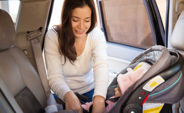 Правила, которые нужно знать, чтобы правильно пристегнуть ребенка в автокресле