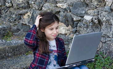 Как заработать деньги школьнику: безопасные варианты на заметку детям и родителям