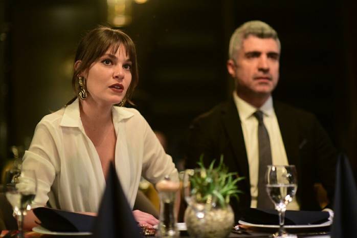 Невеста из Стамбула: смотреть 47 серию онлайн (эфир от 26.07.2019)