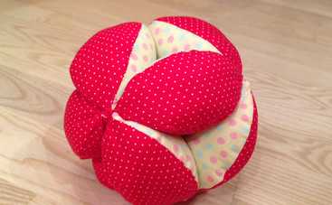 Игрушки для ребенка до года своими руками: лоскутный мячик амиши