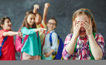 Что делать, если ребенка травят в школе: советы для родителей