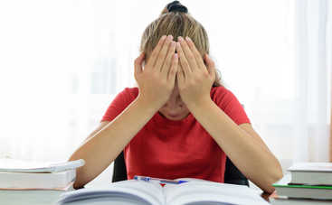 Мама, только не кричи на меня: что делать, если ребенок принес двойку