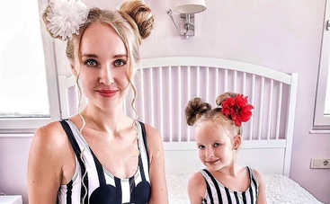 5-летняя красавица наделала шума в Сети, копируя наряды звезд