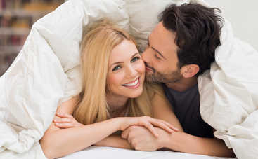 5 вещей, которые счастливые пары делают перед сном: возьмите на заметку