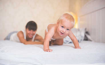 Как сделать дом безопасным для малыша: 7 лучших лайфхаков