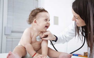 Идем к врачу: 5 специалистов, которых обязательно нужно пройти с ребенком в год
