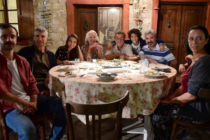 Невеста из Стамбула: смотреть 73 серию онлайн (эфир от 13.08.2019)