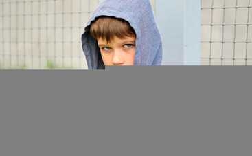 Стоп, буллинг: виды травли детей в классе, и как помочь ребенку