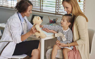 Когда девочку нужно вести к гинекологу?