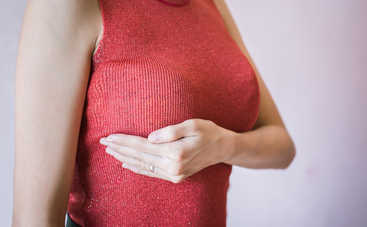 Болит грудь: 5 экстренных способов помочь кормящей маме