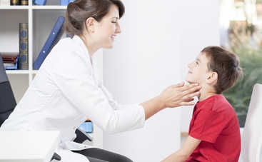 Воспалились лимфоузлы у ребенка: 7 возможных причин и способов лечения