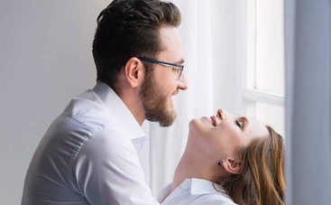 Известный телеведущий отмечает хрустальную свадьбу