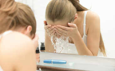 Как очистить лицо: полезные лайфхаки