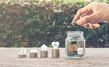 Названы знаки Зодиака, притягивающие деньги