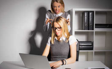 Никогда не говорите это коллегам: 5 раздражающих фраз