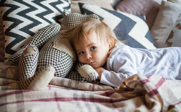 Бруксизм: почему ребенок скрипит зубами во сне