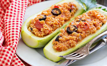 Пальчики оближете: кабачки по-гречески - рецепт
