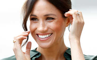 5 знаменитых мам с королевскими корнями