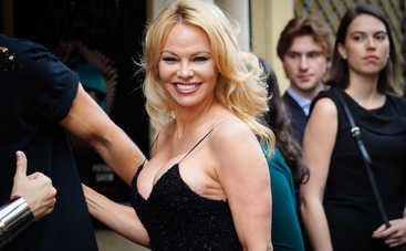 Звездные мамы, которые пережили сексуальное насилие в детстве