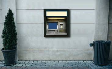 Как не стать жертвой мошенников, пользуясь банкоматом?