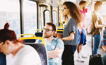 Знаки Зодиака в общественном транспорте: узнаете себя?