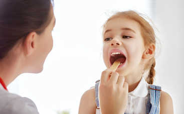 Мамам на заметку: чем ангина отличается от фарингита?