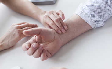 Должен знать каждый: как правильно измерить пульс на запястье?