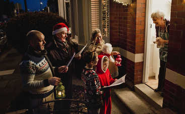 Лучшие колядки на Рождество 2020 на русском и украинском языках