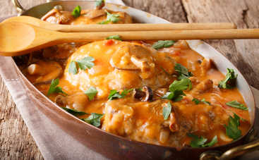 Рецепт сочной куриной грудки с овощами и сливками