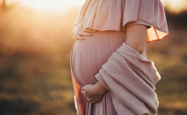 Женщина родила здорового ребенка после пересадки матки от умершего донора