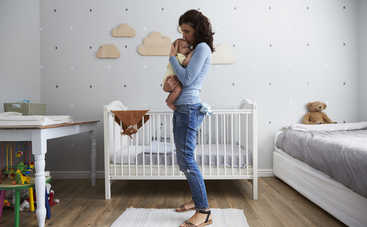 5 опасных привычек, которые появляются у мам в декрете