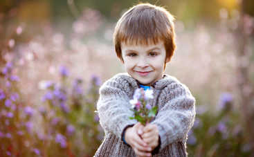 5 хороших манер, которым нужно научить ребенка