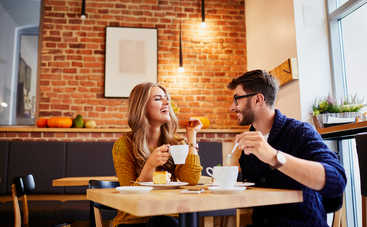 Салат с копченой курицей и корейской морковкой за 5 минут (рецепт)