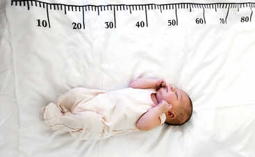 Нормы прибавки в весе у новорожденных детей по месяцам в первый год жизни (таблица)