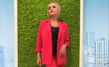 Стилист назвала ТОП-3 образа, которые поразят мужчину на свидании