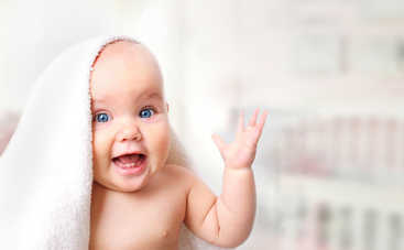 Как играть с малышом до года: советы на каждый месяц