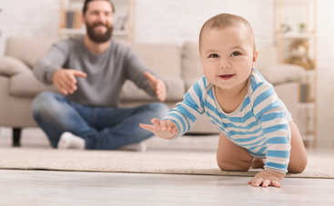 Когда папа рядом: 10 смешных домашних фото про отцов и малышей